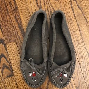 Minnetonka Moccasin | Size 7